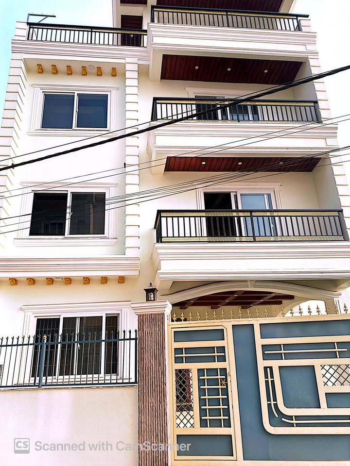 3:2 Ana area attractive for sale