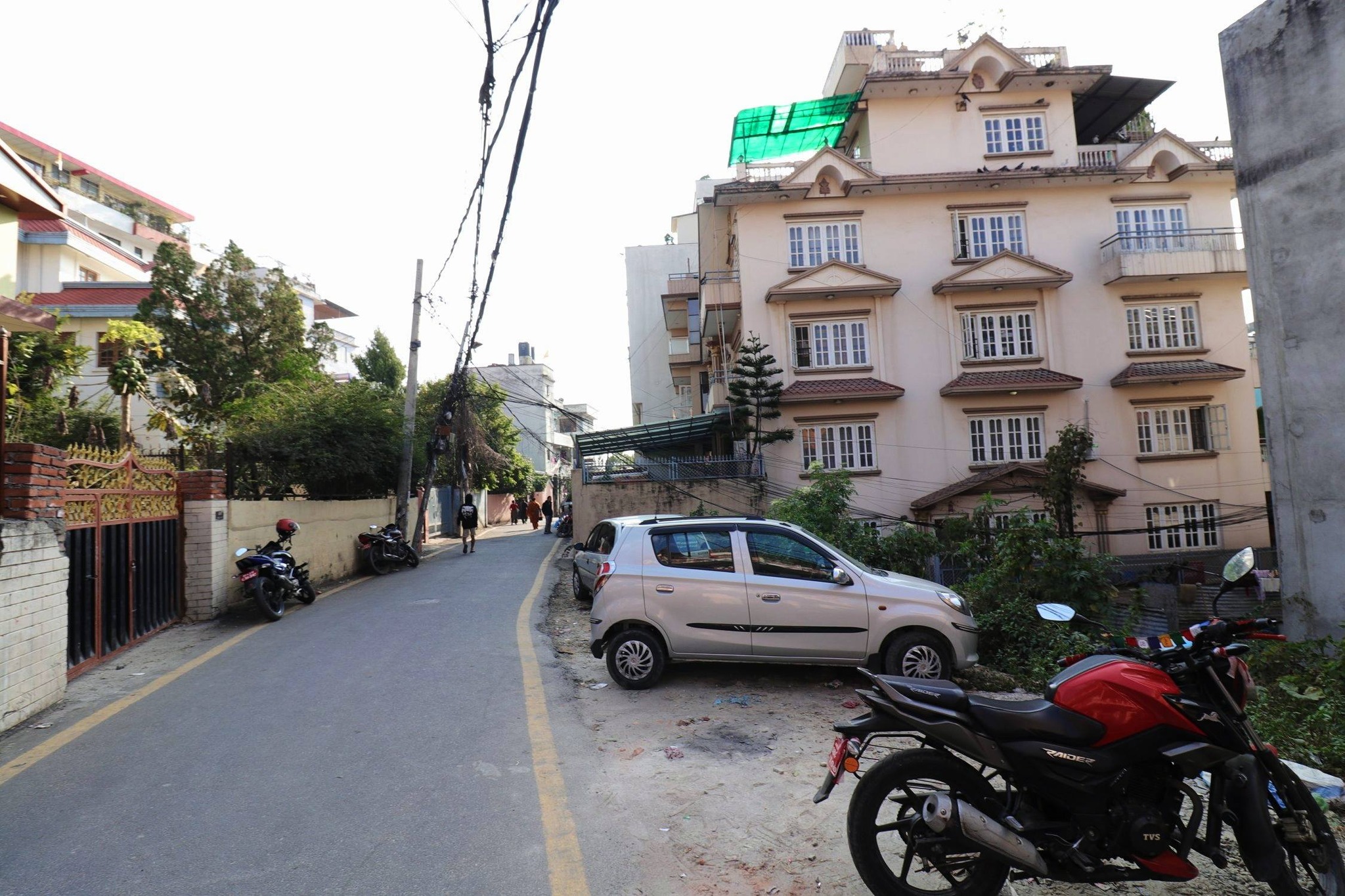 एरपोर्ट अगाडि Emergency जग्गा बिक्रीमा