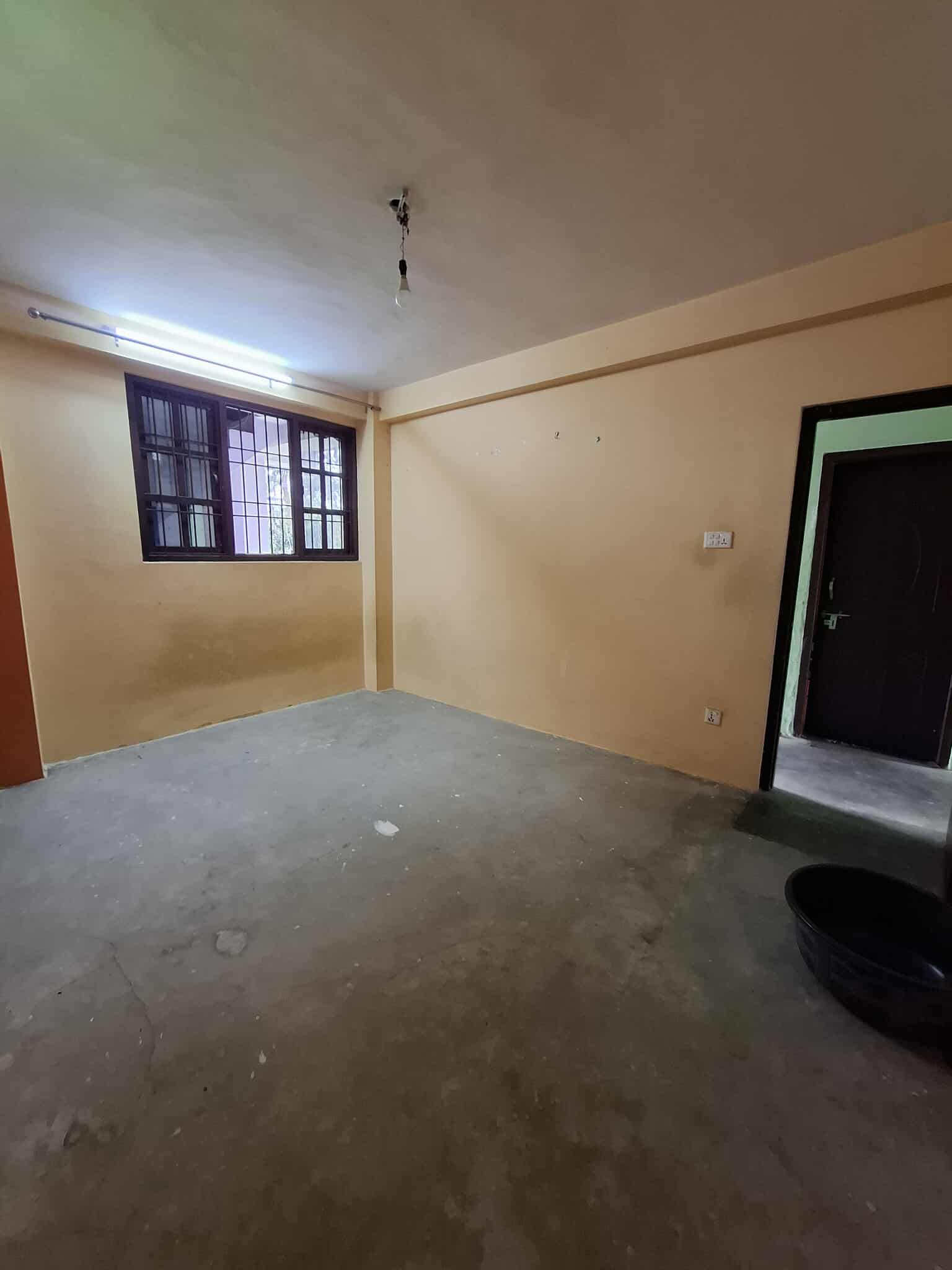 1 room for rent