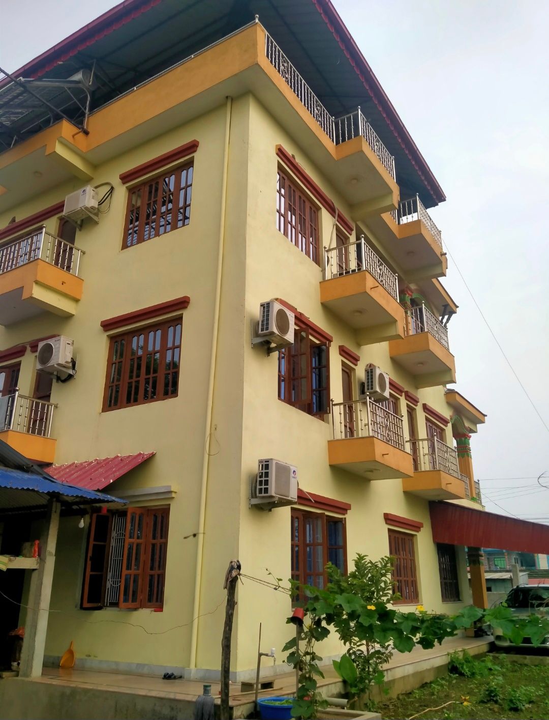 आधुनिक घर तुरुन्त बिकृमा